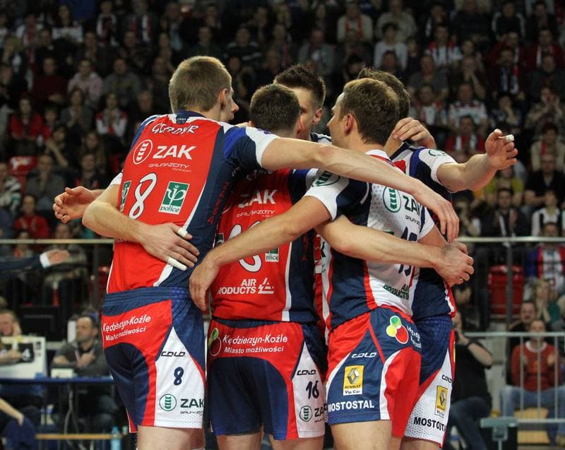 Volleyball. CEV Champions League. ZAKSA Kedzierzyn-Kozle - Trentino Volley. 22.12.2011