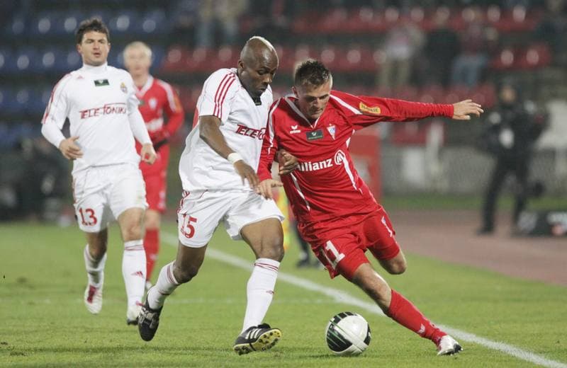 Football. PKO BP Ekstraklasa. Gornik Zabrze - Wisla Krakow. 17.10.2010