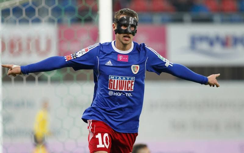 Football. T-Mobile Ekstraklasa. Piast Gliwice - Pogon Szczecin. 15.12.2014