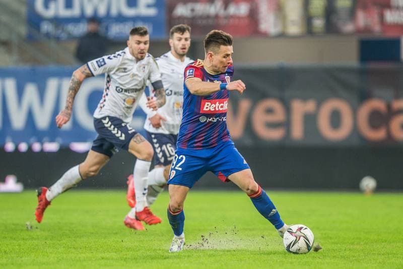 Football. PKO BP Ekstraklasa. Piast Gliwice - Gornik Zabrze. 26.02.2022