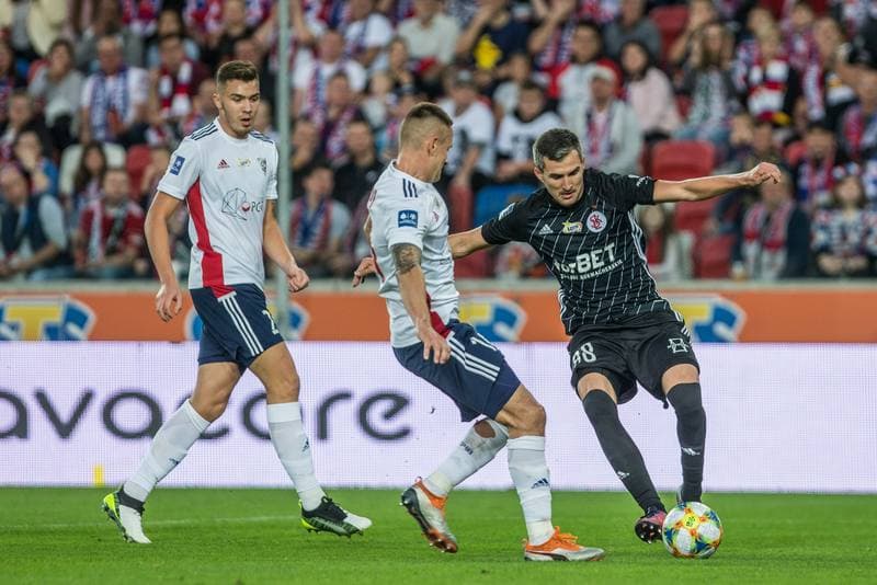Football. PKO BP Ekstraklasa. Gornik Zabrze - LKS Lodz. 20.10.2019