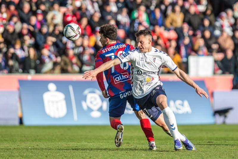 Football. PKO BP Ekstraklasa. Gornik Zabrze - Rakow Czestochowa. 20.02.2022