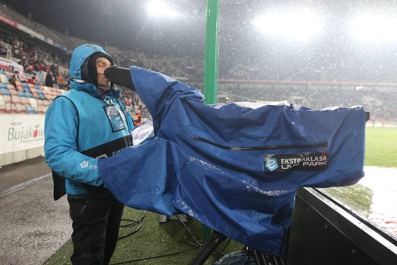 Football. PKO BP Ekstraklasa. Gornik Zabrze - Pogon Szczecin. 01.12.2023