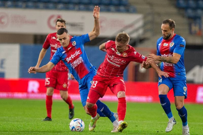 Football. PKO BP Ekstraklasa. Piast Gliwice - Widzew Lodz. 10.10.2022