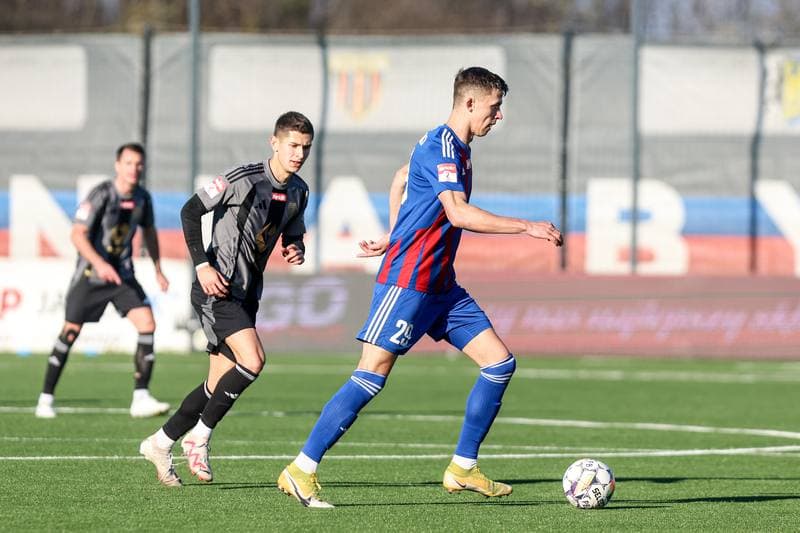 Football. Betclic II liga. Polonia Bytom - Pogon Grodzisk Mazowiecki. 16.11.2024