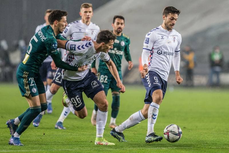 Football. PKO BP Ekstraklasa. Gornik Zabrze - Legia Warsaw. 21.11.2021