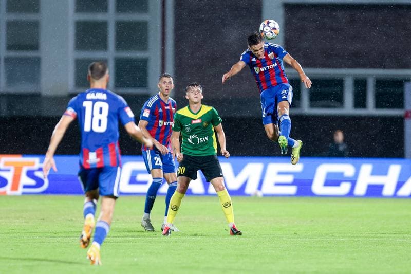 Football. Betclic II liga. GKS Jastrzebie - Polonia Bytom. 17.08.2024