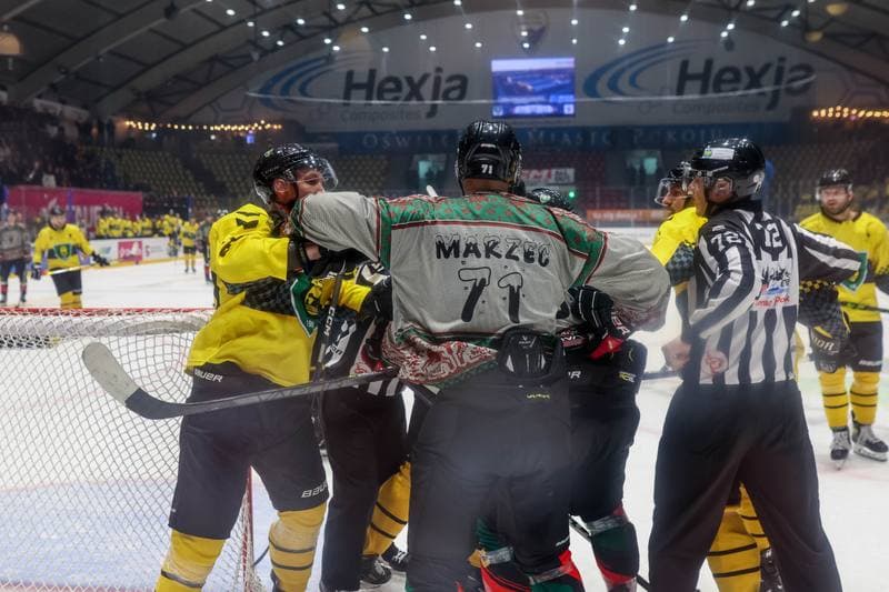 Ice Hockey. Puchar Polski. GKS Katowice - GKS Tychy. 28.12.2022