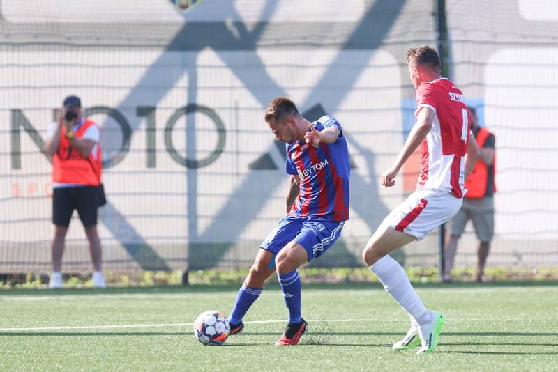 Football. Betclic II liga. Polonia Bytom - Resovia Rzeszow. 24.08.2024
