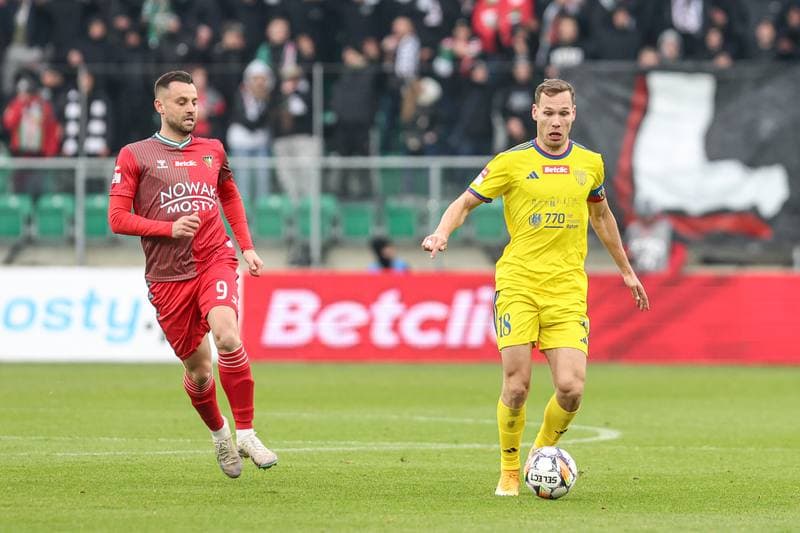 Football. Betclic II liga. Zaglebie Sosnowiec - Polonia Bytom. 09.11.2024