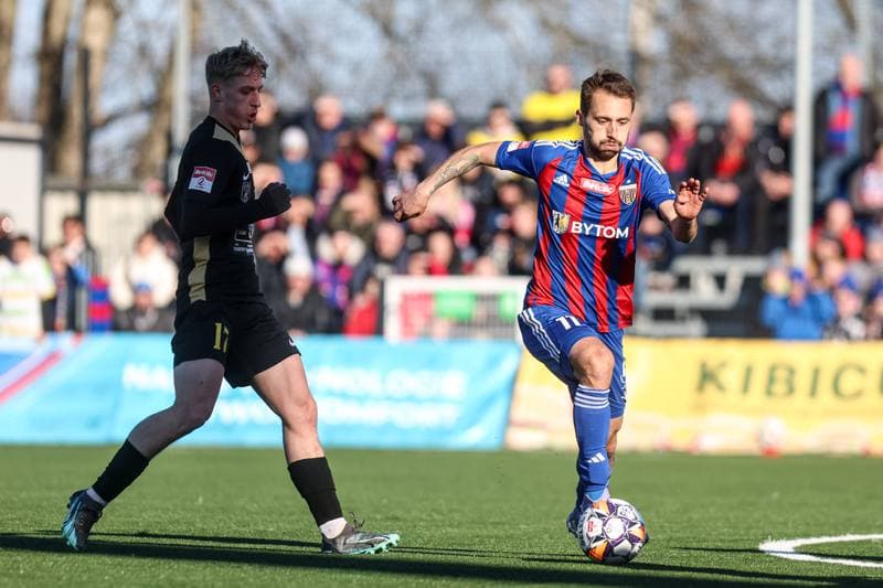 Football. Betclic II Liga. Polonia Bytom - GKS Jastrzebie. 16.03.2025
