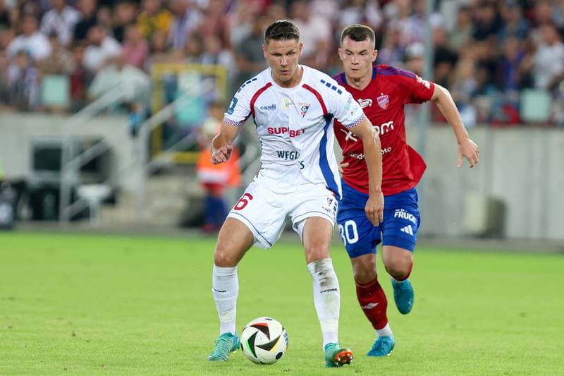 Football. PKO BP Ekstraklasa. Gornik Zabrze - Rakow Czestochowa. 18.08.2024