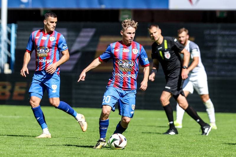 Football. PKO BP Ekstraklasa. Piast Gliwice - Puszcza Niepolomice. 15.09.2024