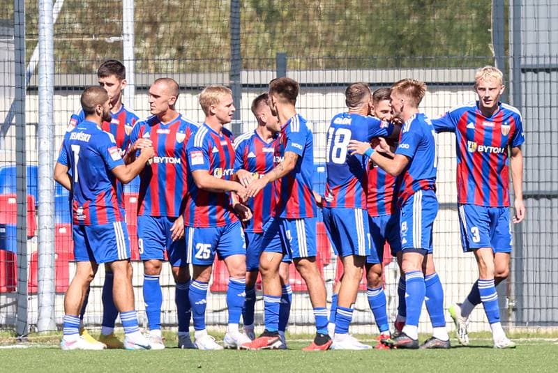 Football. Betclic II liga. Polonia Bytom - LKS II Lodz. 21.09.2024