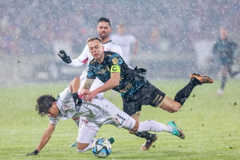 Football. PKO BP Ekstraklasa. Gornik Zabrze - Pogon Szczecin. 01.12.2023