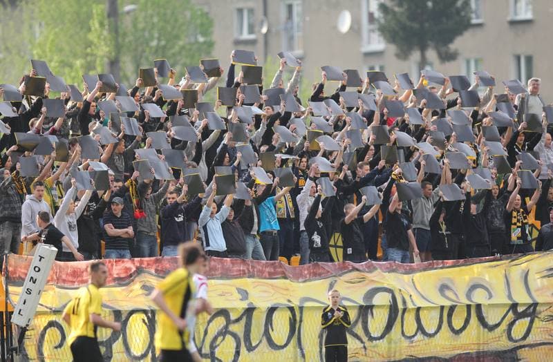 Football. Bytom I liga. Ruch Radzionkow - LKS Lodz. 29.04.2011