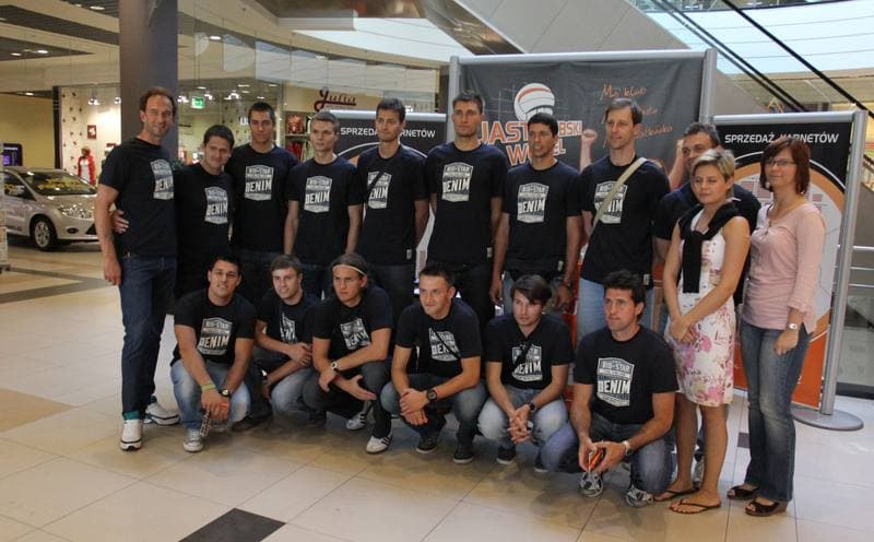 Volleyball. Jastrzebski Wegiel. Autograph Session. 21.08.2011
