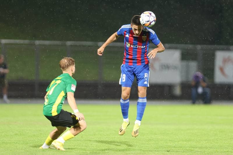 Football. Betclic II liga. GKS Jastrzebie - Polonia Bytom. 17.08.2024