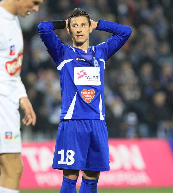 Football. Remes Puchar Polski. Ruch Chorzow - Pogon Szczecin. 06.04.2010