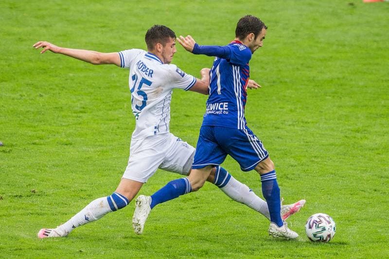 Football. PKO BP Ekstraklasa. Piast Gliwice - Lech Poznan. 20.06.2020