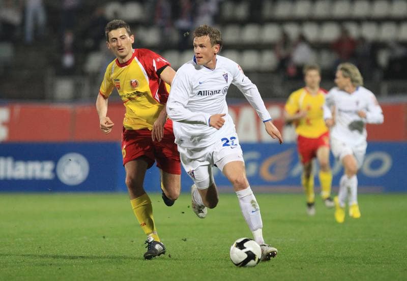 Football. I liga. Gornik Zabrze - Znicz Pruszkow. 24.04.2010