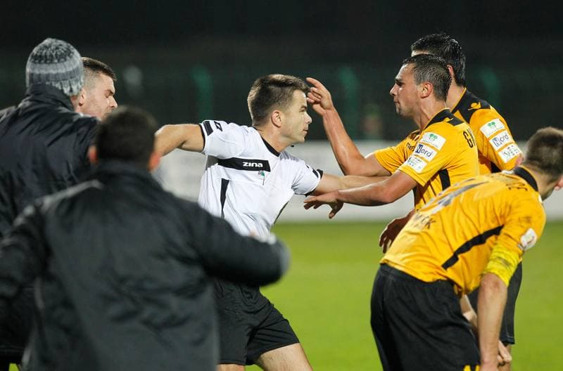 Football. I Liga. GKS Katowice - Dolcan Zabki. 25.10.2014