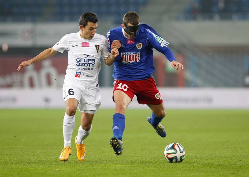 Football. T-Mobile Ekstraklasa. Piast Gliwice - Pogon Szczecin. 15.12.2014