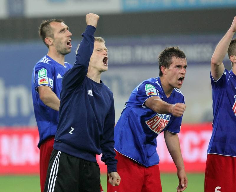 Football. I liga. Piast Gliwice - Flota Swinoujscie. 04.05.2012