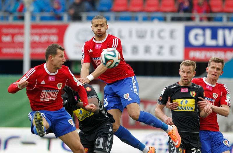 Football. T-Mobile Ekstraklasa. Piast Gliwice - Korona Kielce. 22.03.2015