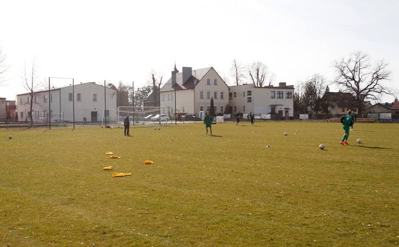 Football. III Liga. LZS Piotrowka - Szombierki Bytom. 19.03.2016