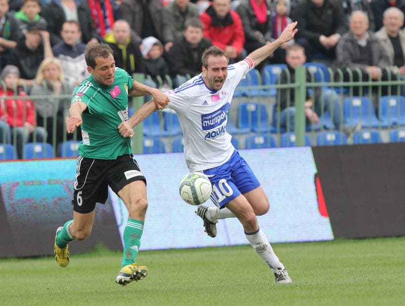 Football. T-Mobile Ekstraklasa. Podbeskidzie Bielsko-Biala - GKS Belchatow. 20.04.2013