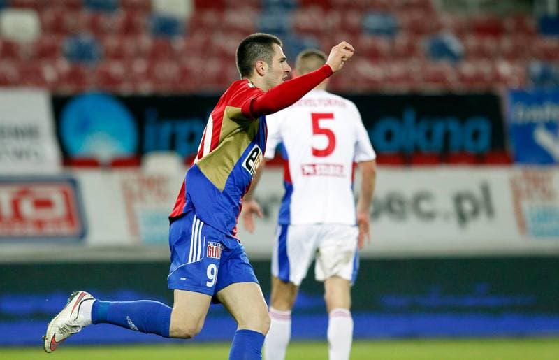Football. PKO BP Ekstraklasa. Gornik Zabrze - Piast Gliwice. 01.12.2015