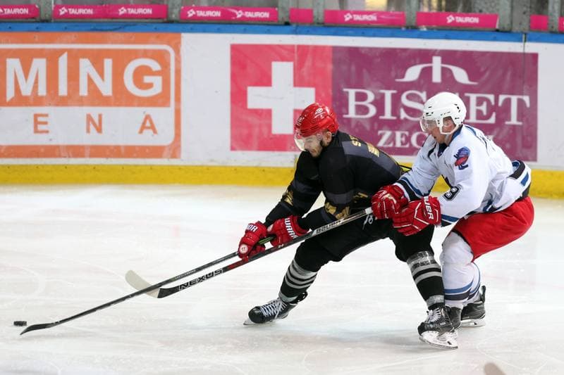 Ice Hockey. Polska Hokej Liga. SMS PZHL Katowice - Comarch Cracovia Krakow. 15.10.2017