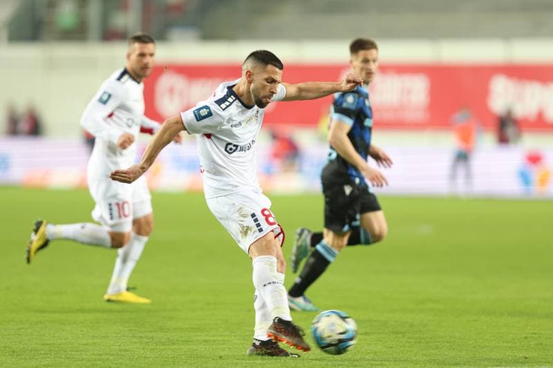 Football. PKO BP Ekstraklasa. Gornik Zabrze - Lech Poznan. 09.03.2024