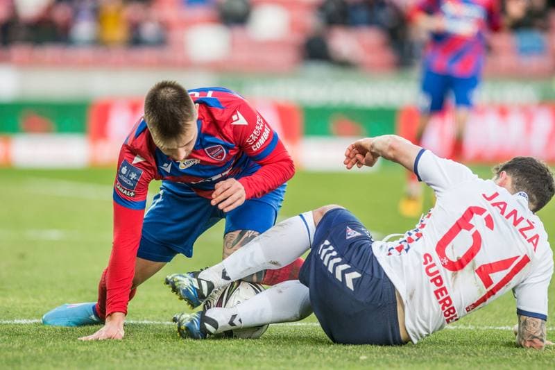 Football. PKO BP Ekstraklasa. Gornik Zabrze - Rakow Czestochowa. 20.02.2022
