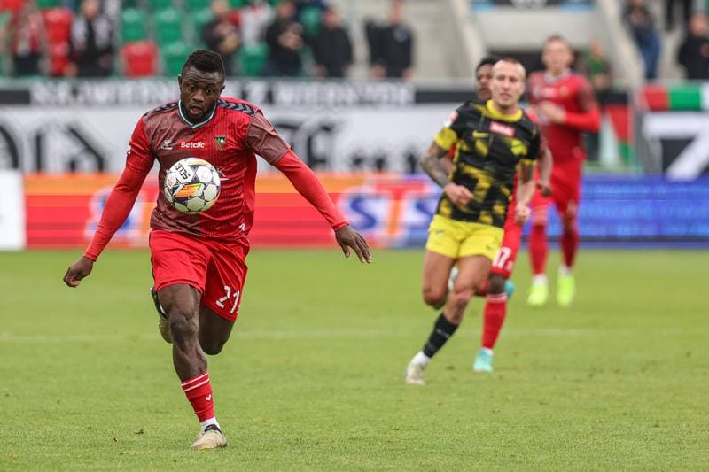 Football. Betclic II liga. Zaglebie Sosnowiec - Wieczysta Krakow. 26.10.2024