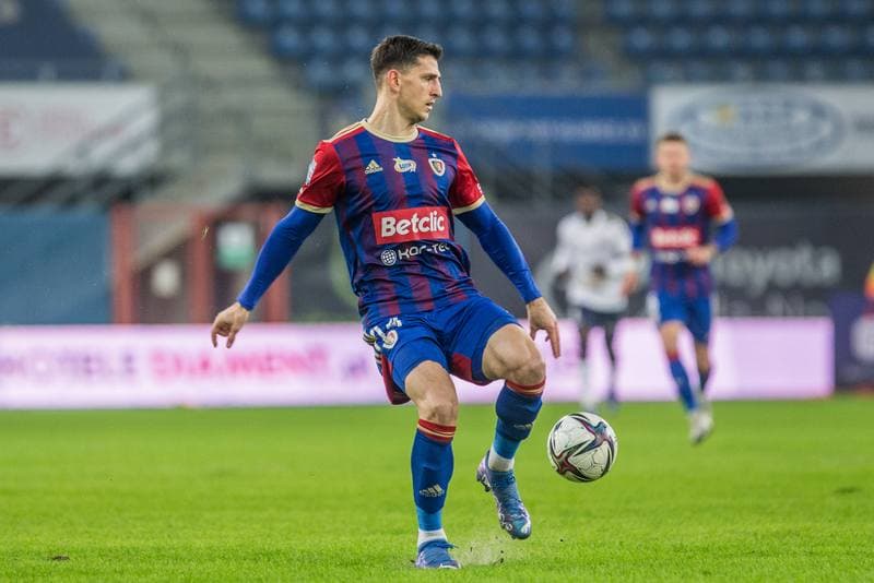 Football. PKO BP Ekstraklasa. Piast Gliwice - Gornik Zabrze. 26.02.2022
