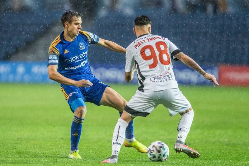 Football. III Liga. Ruch Chorzow - Piast Zmigrod. 22.08.2020