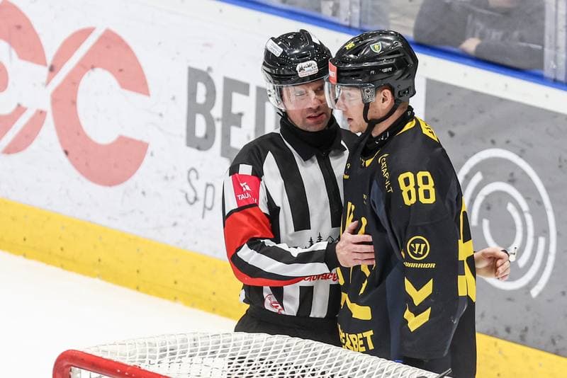 Ice Hockey. Tauron Hokej Liga. EC Bedzin Zaglebie Sosnowiec - GKS Katowice. 01.12.2024