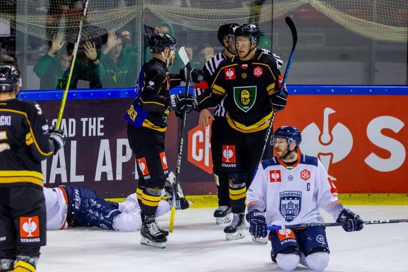 Ice Hockey. Champions Hockey League. GKS Katowice - Fehervar AV19. 04.10.2022