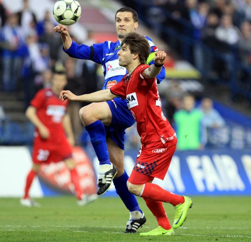 Football. Ekstraklasa. Ruch Chorzow - Odra Wodzislaw. 20.04.2010