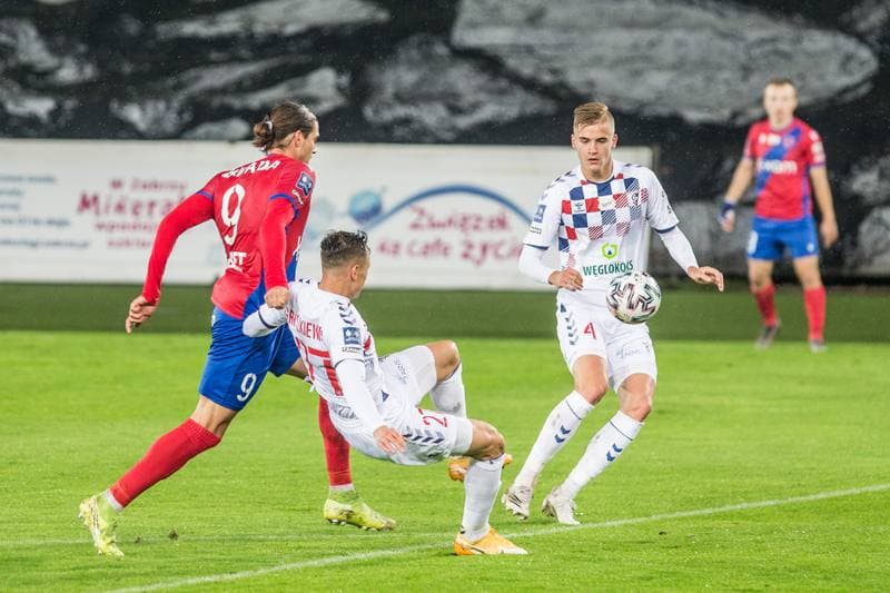 Football. PKO BP Ekstraklasa. Gornik Zabrze - Rakow Czestochowa. 17.10.2020