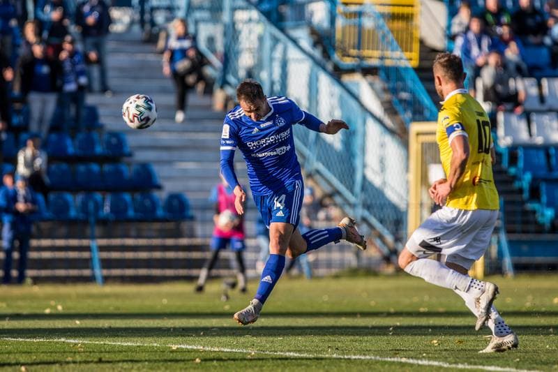 Football. eWinner II liga. Ruch Chorzow - Olimpia Elblag. 30.10.2021