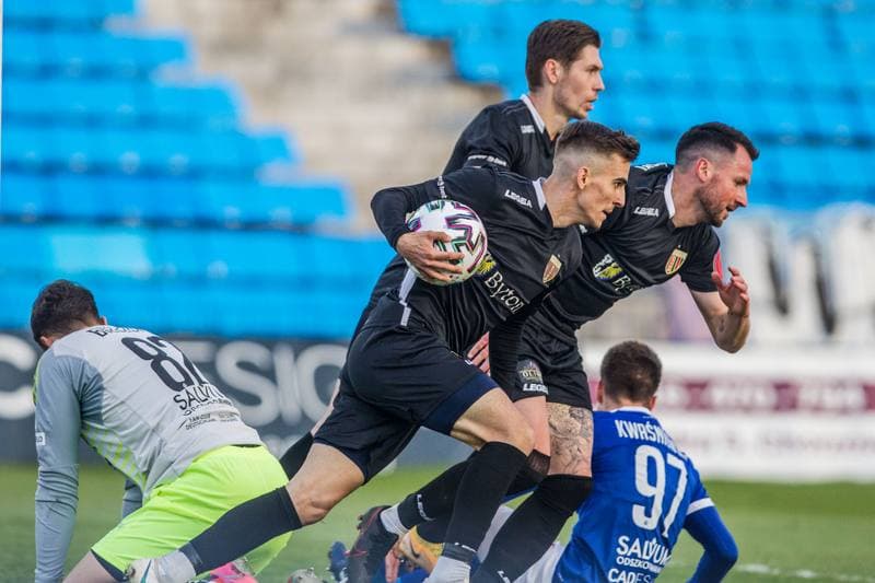 Football. III Liga. Ruch Chorzow - Polonia Bytom. 24.04.2021