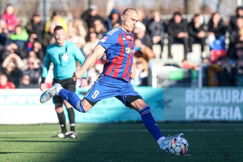 Football. Betclic II Liga. Polonia Bytom - GKS Jastrzebie. 16.03.2025