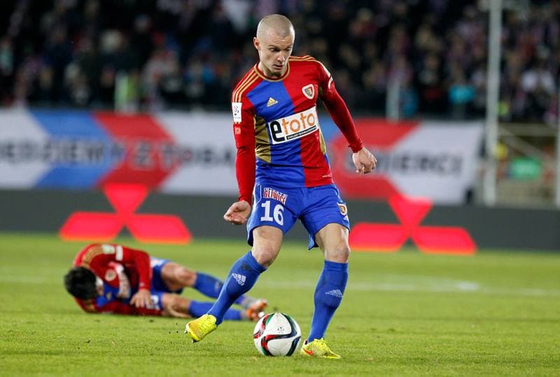 Football. PKO BP Ekstraklasa. Gornik Zabrze - Piast Gliwice. 01.12.2015