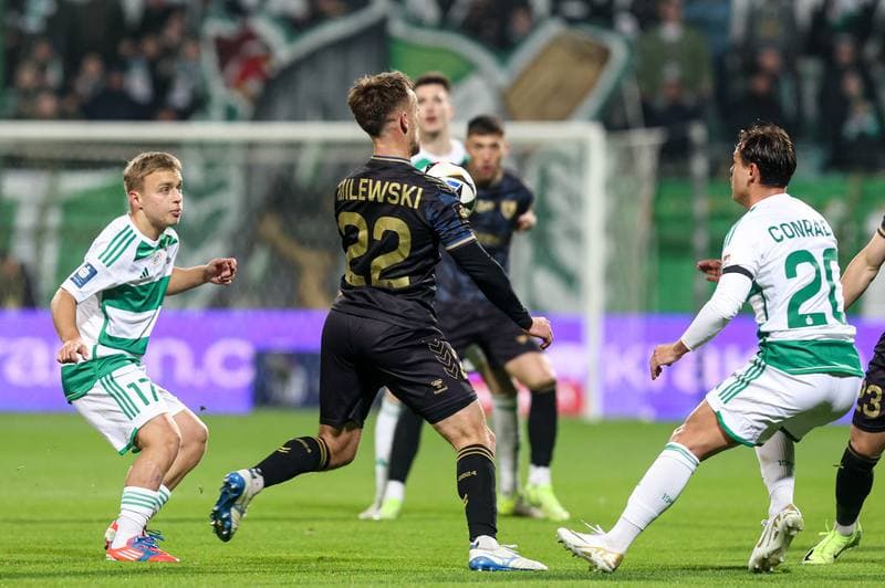 Football. PKO BP Ekstraklasa. GKS Katowice - Lechia Gdansk. 30.11.2024