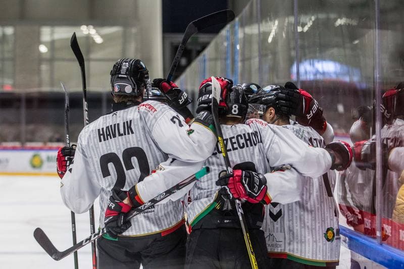 Ice Hockey. Polska Hokej Liga. GKS Tychy - Re-Plast Unia Oswiecim. 27.11.2020