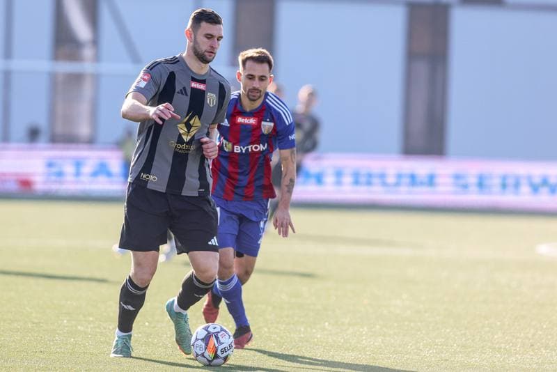 Football. Betclic II liga. Polonia Bytom - Pogon Grodzisk Mazowiecki. 16.11.2024