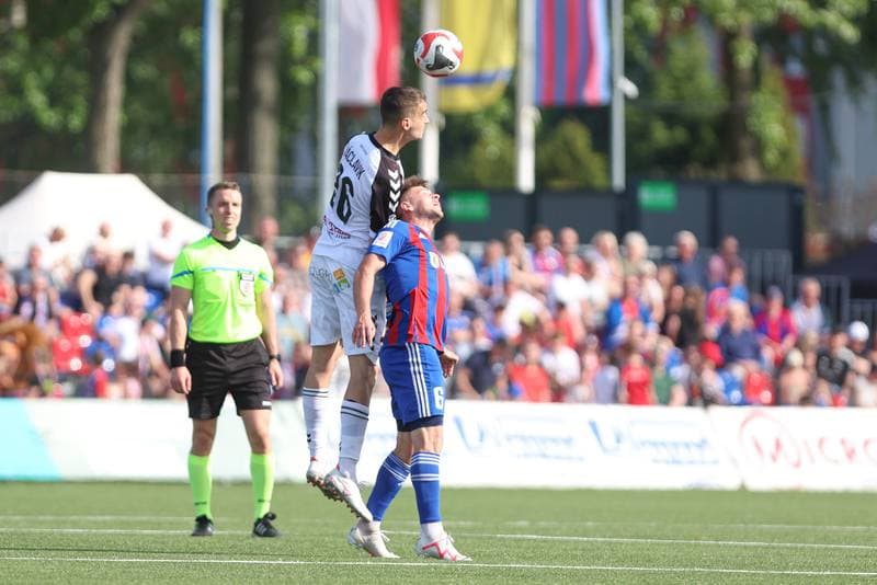 Football. II Liga. Polonia Bytom - Sandecja Nowy Sacz. 03.05.2024